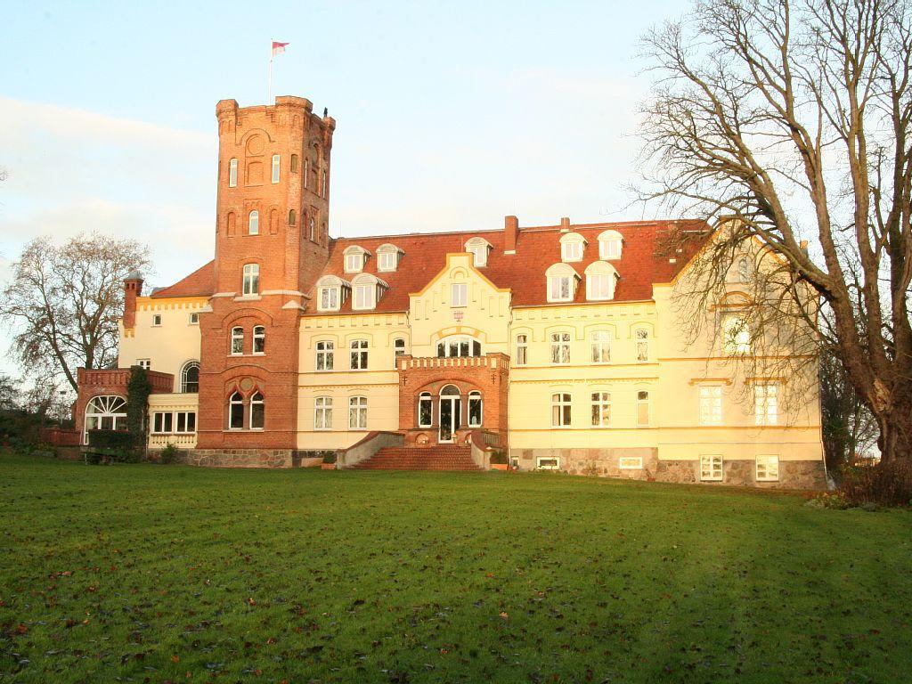 Schloss Lelkendorf, Fewo Hoppenrade 外观 照片